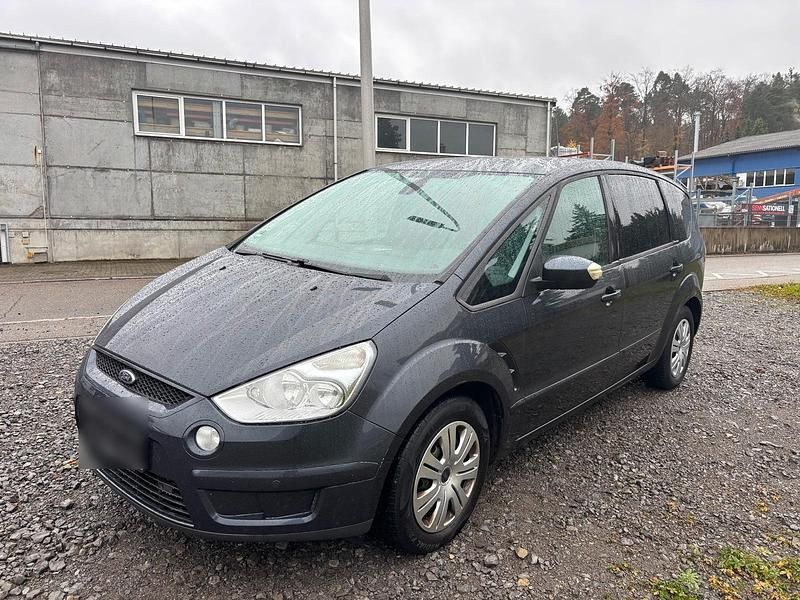 Grau Gebraucht 2009 Ford S-MAX S Van / Kleinbus | 2.700 € (Superpreis) - Bild 1/4