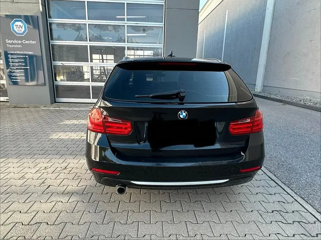 Gebraucht BMW 320 184 PS (135 kW) 2013 Schwarz Kombi