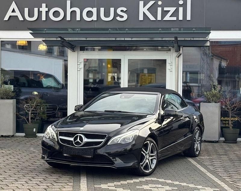 Schwarz Gebraucht 2016 Mercedes E220 Avantgarde Cabrio | 18.511 € (Guter Preis) - Bild 1/4