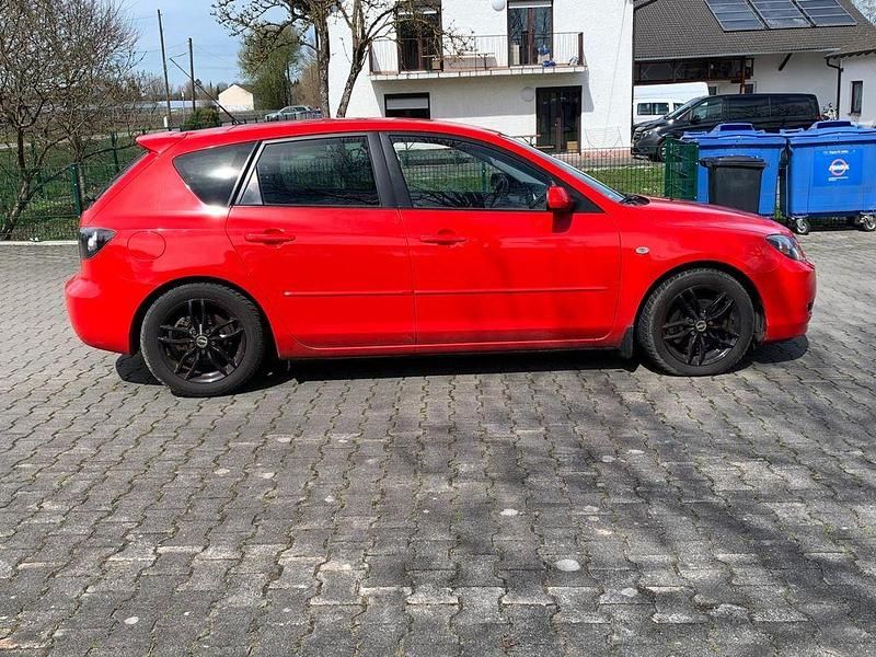Gebraucht Mazda 3 Active Plus 143 PS (105 kW) 2008 Rot Limousine