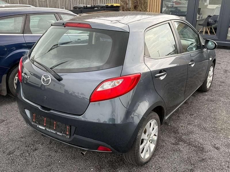 Gebraucht Mazda 2 Independence 75 PS (55 kW) 2009 Grau Kleinwagen