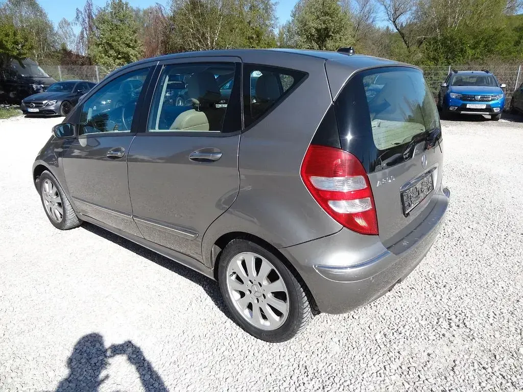 Gebraucht Mercedes A200 136 PS (100 kW) 2007 Grau Limousine