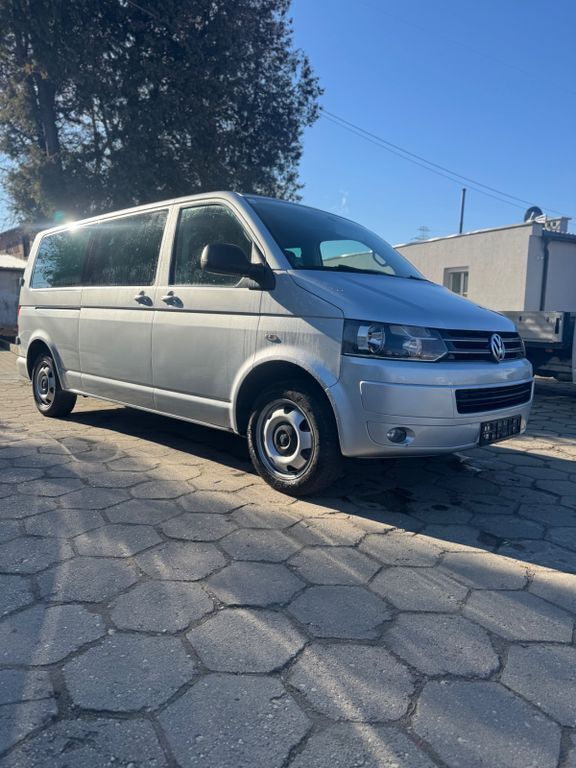 Gebraucht VW T5 Comfortline 179 PS (131 kW) 2013 Silber Van