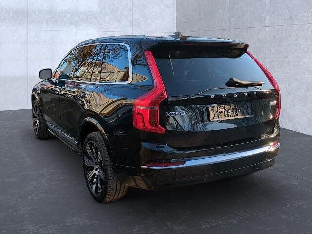 Gebraucht Volvo XC90 Ultimate 235 PS (172 kW) 2022 Onyx black (metallic) SUV