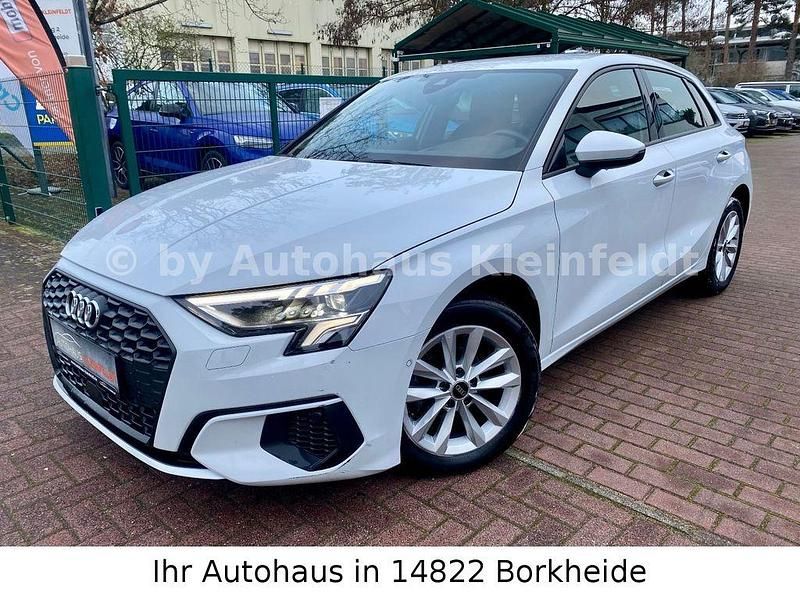 Gebraucht Audi A3 Sport 150 PS (110 kW) 2022 Weiß Limousine