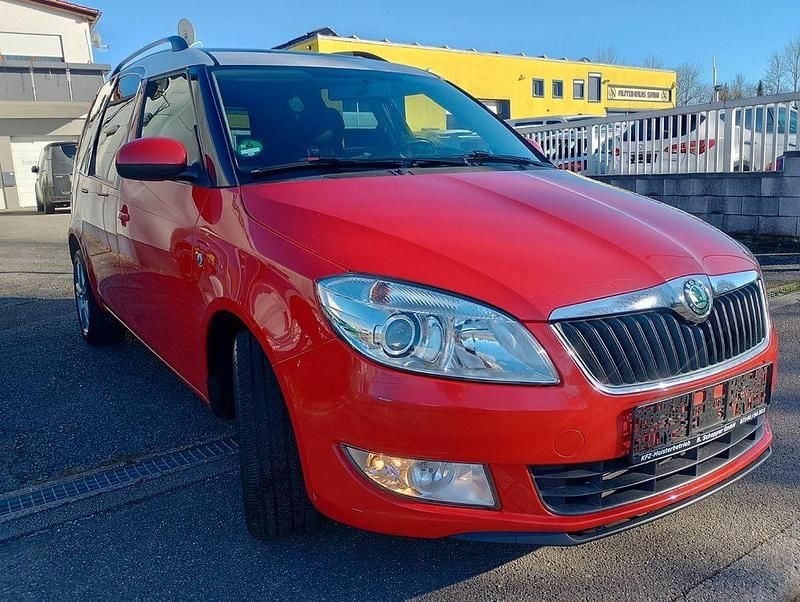 Gebraucht Skoda Roomster 105 PS (77 kW) 2012 Rot Van / Kleinbus