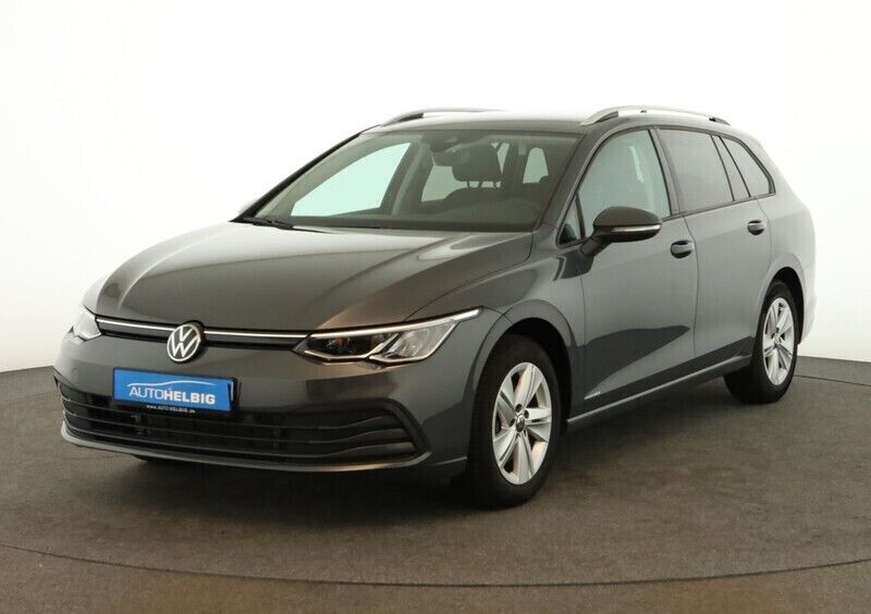 Delfingrau metallic Gebraucht 2024 VW Golf VIII Life Kombi | 26.780 € (Fairer Preis) - Bild 1/4