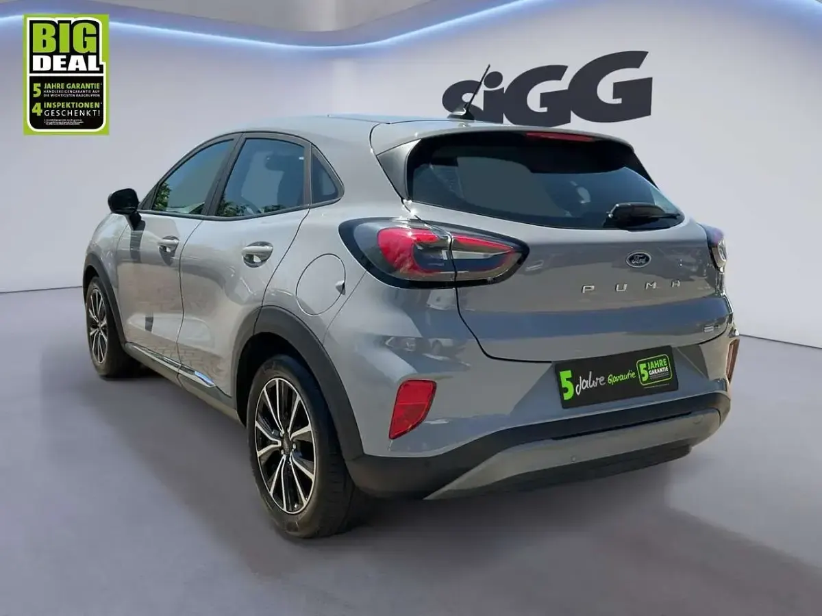 Gebraucht Ford Puma Titanium 125 PS (91 kW) 2021 Grau SUV