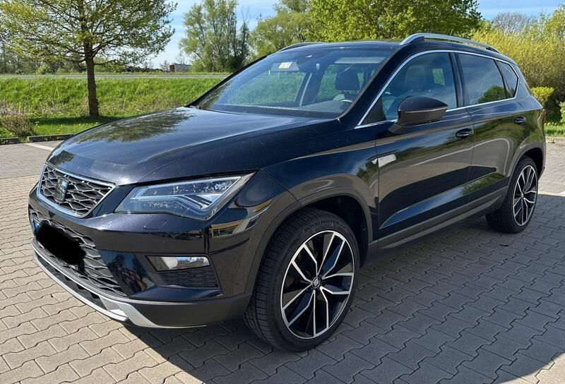 Schwarz Gebraucht 2016 Seat Ateca 4Drive SUV | 19.900 € (Fairer Preis) - Bild 1/4