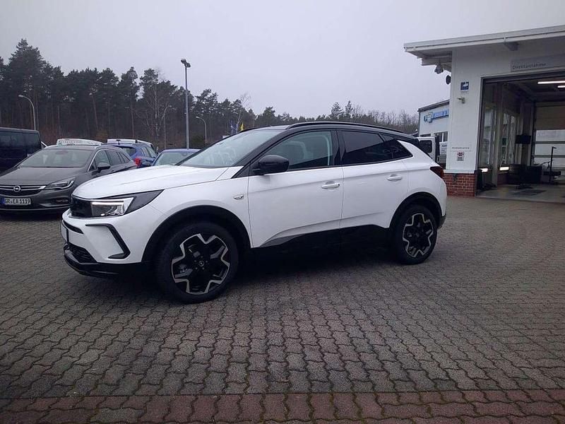 Gebraucht Opel Grandland X 131 PS (96 kW) 2023 Weiß SUV
