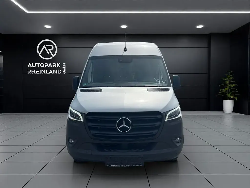 Gebraucht Mercedes Sprinter 190 PS (139 kW) 2020 Silber Van