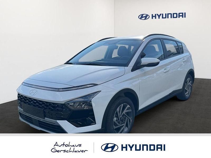 Weiss Gebraucht 2025 Hyundai Bayon Trend SUV | 23.595 € (Etwas zu teuer) - Bild 1/4