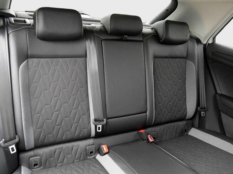 Gebraucht VW T-Roc Goal 150 PS (110 kW) 2025 Weiss SUV