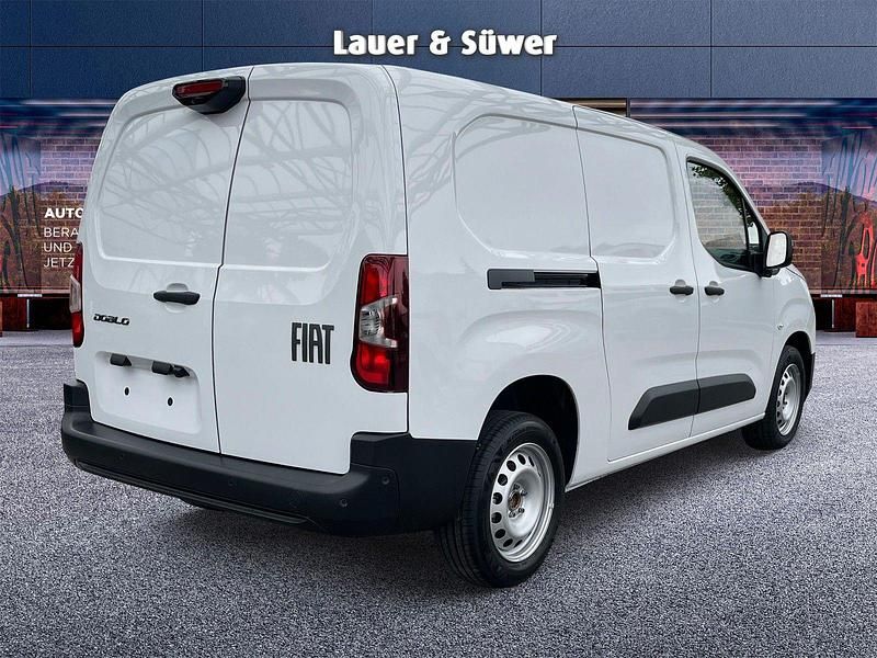 Neu Fiat Doblò 102 PS (75 kW) 2025 Weiß Van / Kleinbus