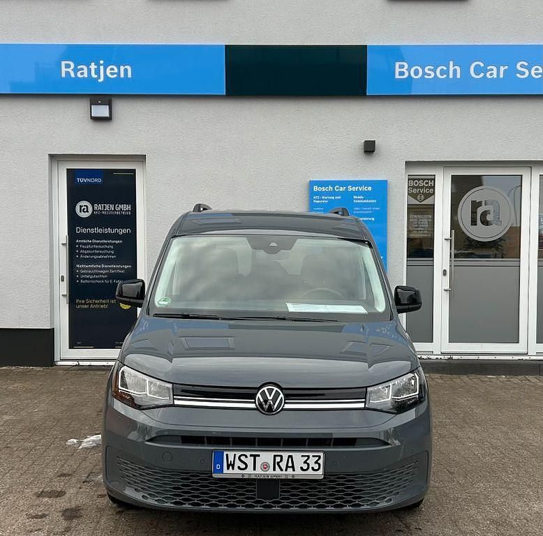 Gebraucht VW Caddy Life 122 PS (89 kW) 2024 Grau Van / Kleinbus