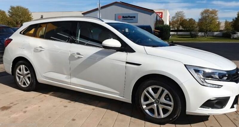 Weiß Gebraucht 2020 Renault Mégane IV LIMITED Limousine | 14.900 € (Etwas zu teuer) - Bild 1/4
