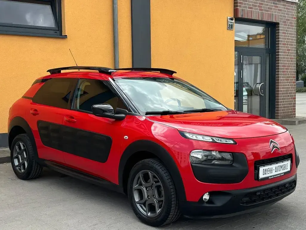 Gebraucht Citroën C4 Shine 99 PS (72 kW) 2016 Rot SUV