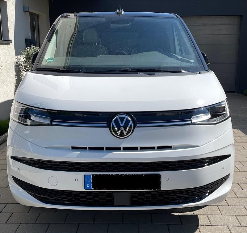 Gebraucht VW Multivan Edition 218 PS (160 kW) 2023 Weiß Van