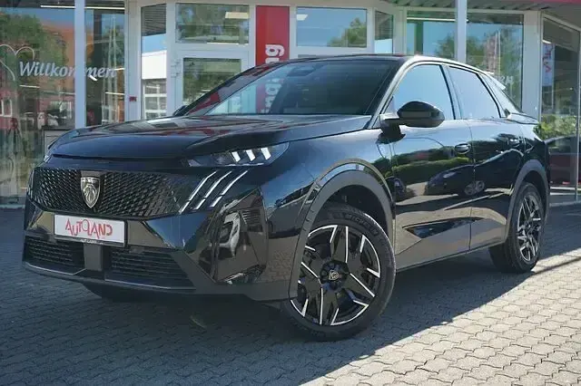 Neu Peugeot 3008 GTi 145 PS (106 kW) 2025 Perlaneramet. SUV