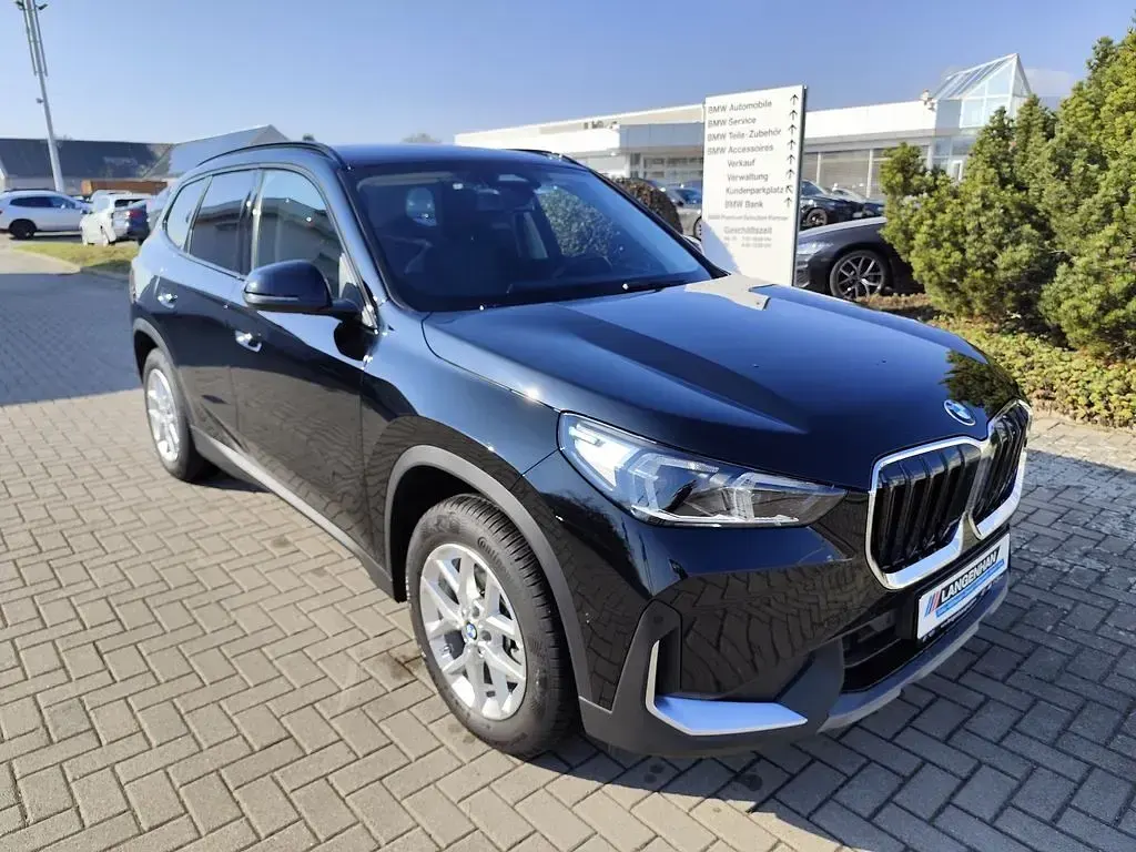 Gebraucht BMW X1 136 PS (100 kW) 2024 Schwarz SUV