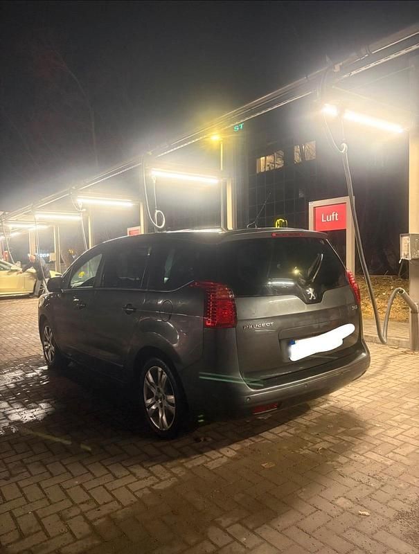 Gebraucht Peugeot 5008 2009 Grau Van / Kleinbus