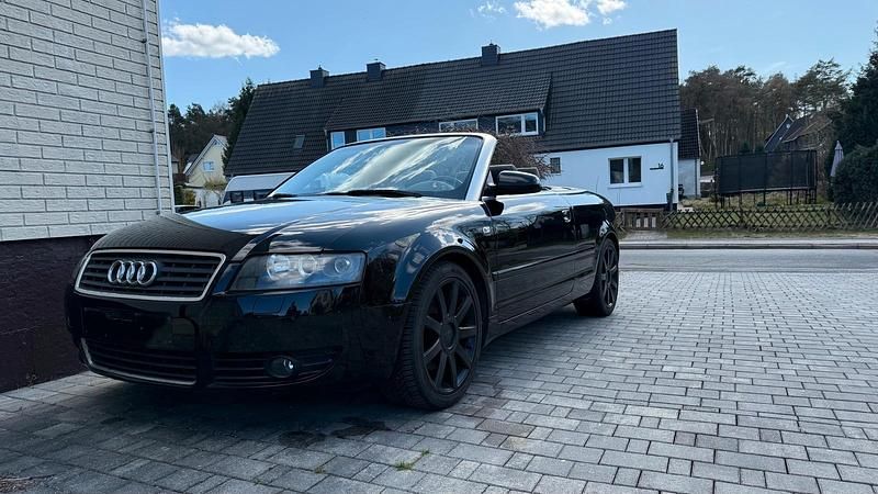 Gebraucht Audi A4 Cabriolet 163 PS (119 kW) 2003 Schwarz Cabrio