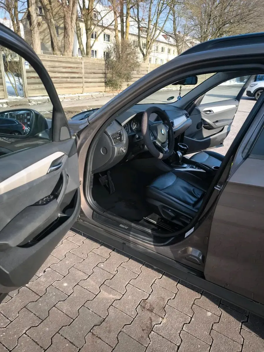 Gebraucht BMW X1 183 PS (134 kW) 2013 Braun SUV