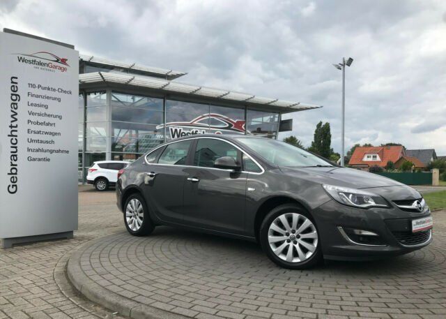Gebraucht Opel Astra 140 PS (102 kW) 2013 Grau metallic Limousine