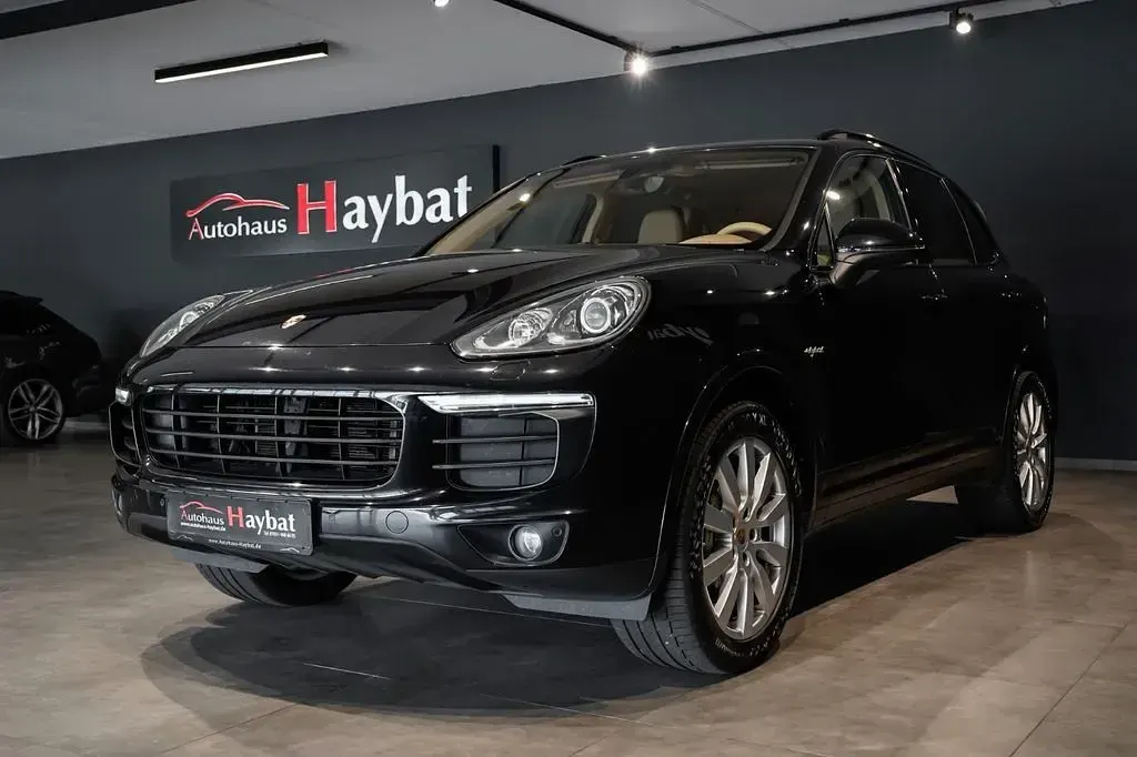 Gebraucht Porsche Cayenne S E-Hybrid Platinum Edition 416 PS (305 kW) 2016 Schwarz SUV