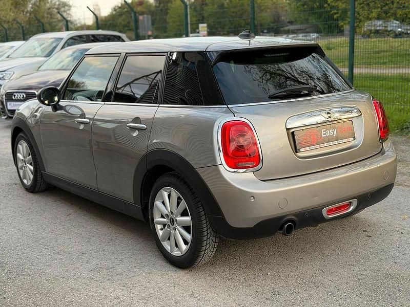 Usata Mini ONE 102 CV (75 kW) 2017 Argento Utilitaria