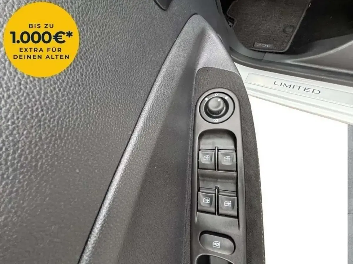 Gebraucht Renault Zoe LIMITED 80 kW (109 PS) 2019 Weiß Kleinwagen