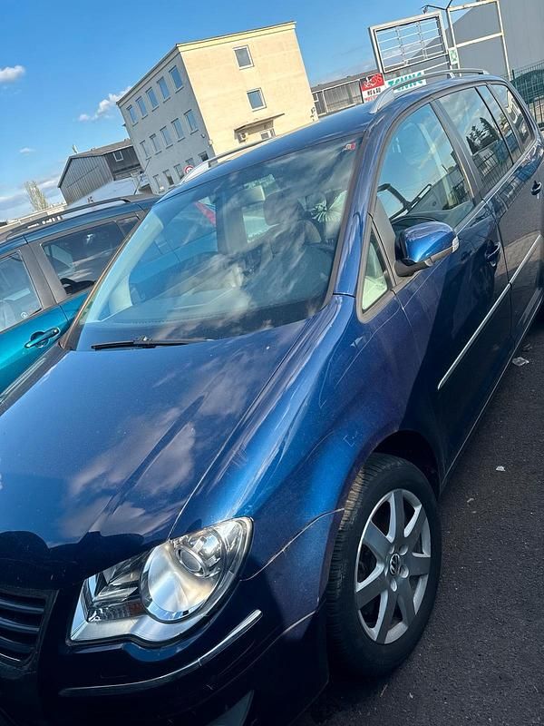 Gebraucht VW Touran 140 PS (102 kW) 2007 Blau Van / Kleinbus