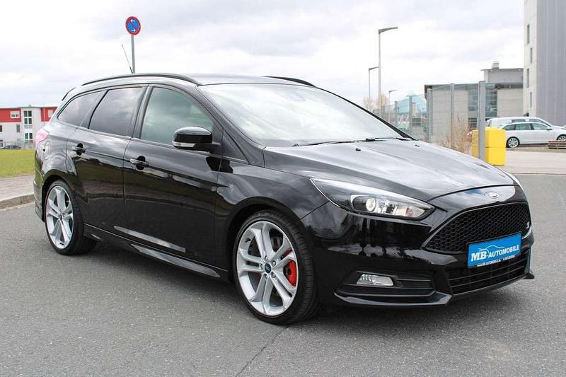 Gebraucht Ford Focus ST 250 PS (183 kW) 2016 Schwarz Kombi