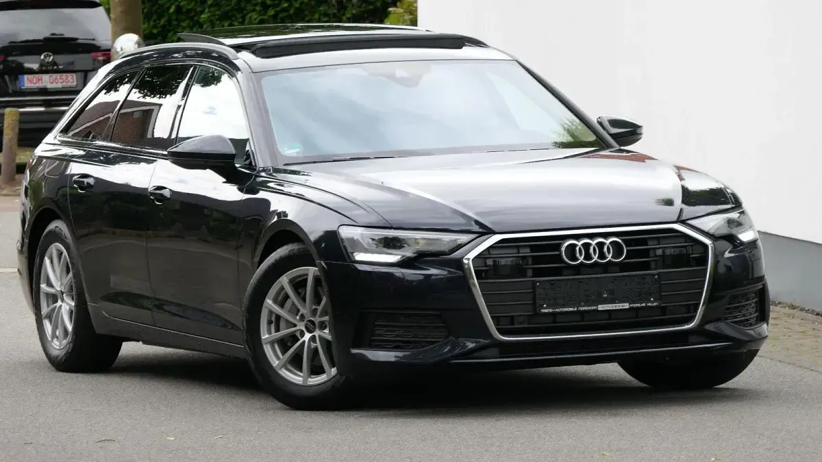 Gebraucht Audi A6 Ambiente 204 PS (150 kW) 2023 Blau Kombi