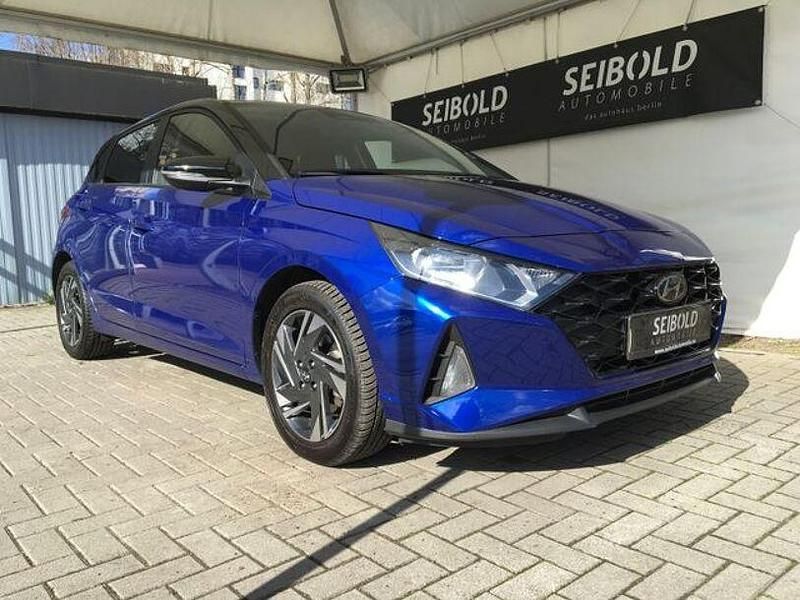 Gebraucht Hyundai i20 Trend 101 PS (74 kW) 2022 Blau Kleinwagen