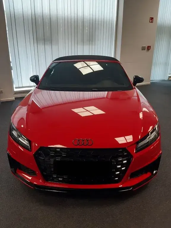 Gebraucht Audi TT Roadster Competition 245 PS (180 kW) 2022 Rot Cabrio