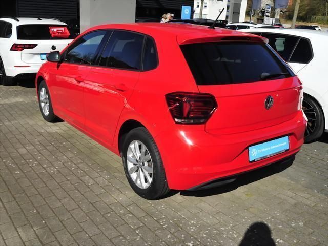 Gebraucht VW Polo Highline 95 PS (69 kW) 2018 Rot Kleinwagen