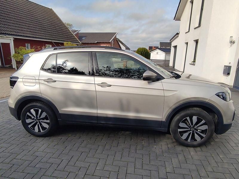 Gebraucht VW T-Cross Move 110 PS (80 kW) 2023 Beige SUV