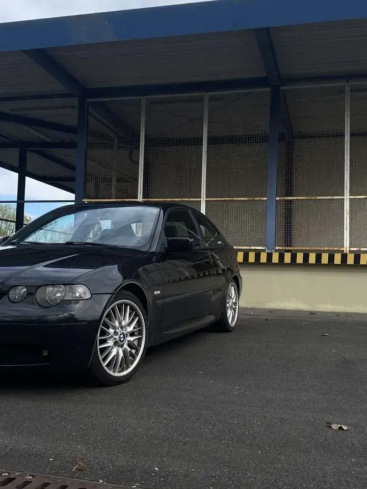 Gebraucht BMW 316 Compact M Sport 116 PS (85 kW) 2003 Schwarz Kleinwagen