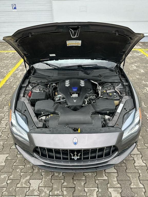Gebraucht Maserati Quattroporte 430 PS (316 kW) 2018 Grau Limousine