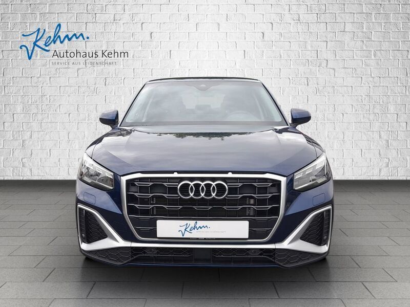 Gebraucht Audi Q2 S-Line 150 PS (110 kW) 2023 Blau SUV