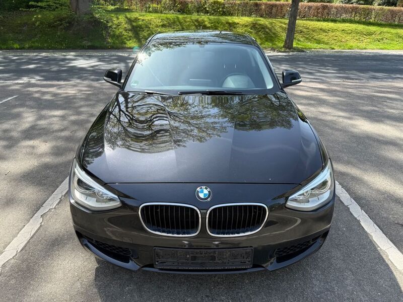 Schwarz Gebraucht 2014 BMW 116 Sport Line Kleinwagen | 5.599 € (Guter Preis) - Bild 1/4