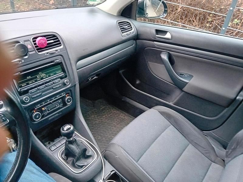 Gebraucht VW Golf VII 122 PS (89 kW) 2012 Schwarz Kombi