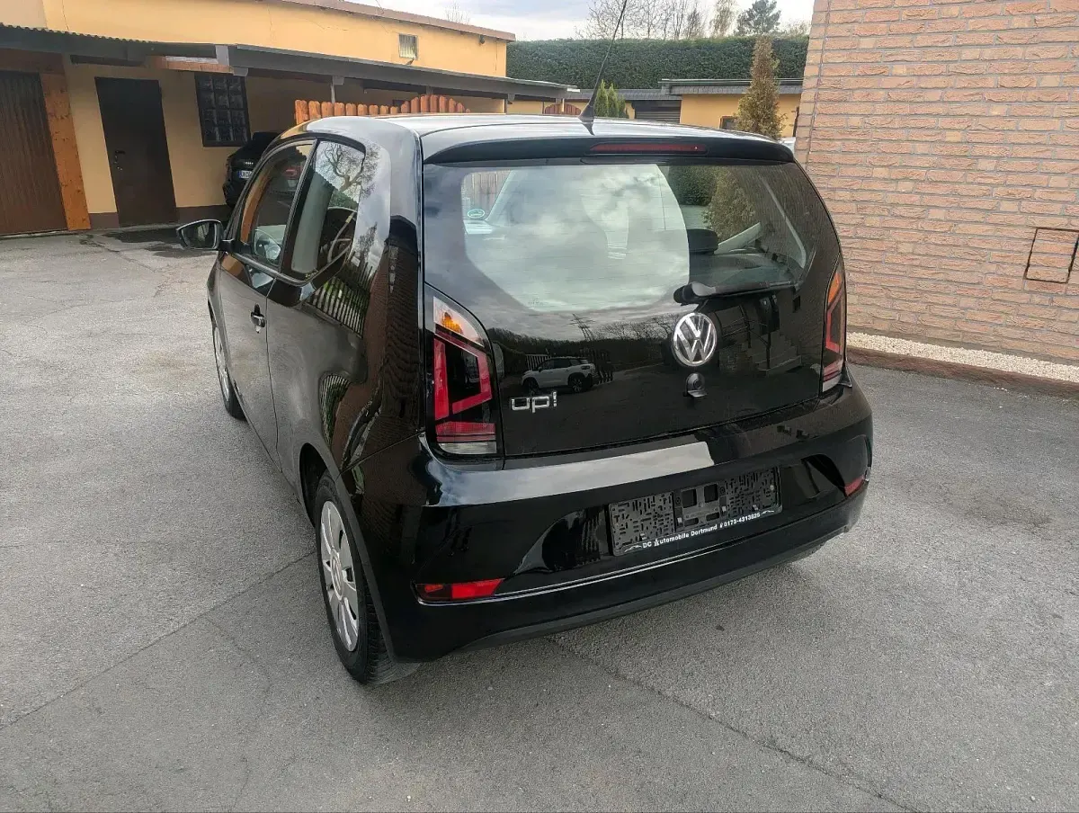 Używany VW up! 60 KM (44 kW) 2019 Czarny Hatchback