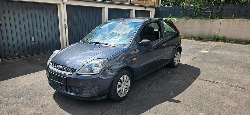 Gebraucht Ford Fiesta 80 PS (58 kW) 2006 Grau Kleinwagen