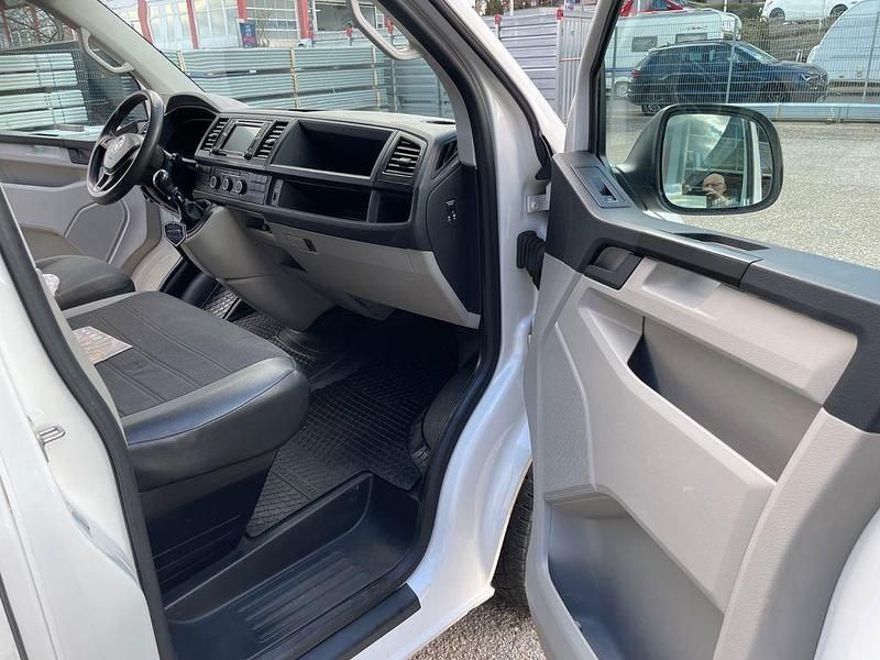 Gebraucht VW Transporter 102 PS (75 kW) 2017 Weiß Van