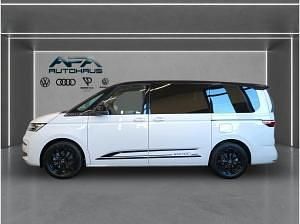 Neu VW Multivan 150 PS (110 kW) 2026 Weiß (candyweiß) Van