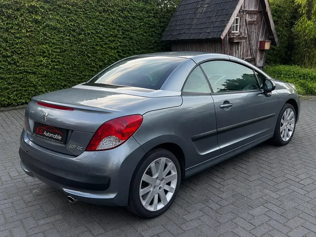 Gebraucht Peugeot 207 CC 120 PS (88 kW) 2007 Grau Cabrio