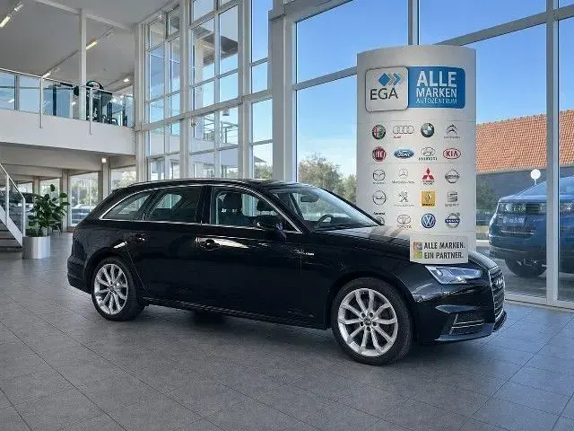 Gebraucht Audi A4 Design 150 PS (110 kW) 2018 Schwarz Limousine