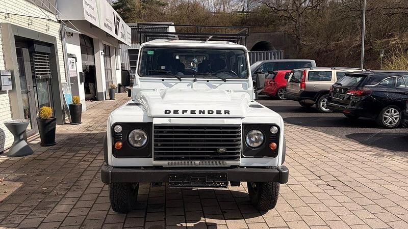 Gebraucht Land Rover Defender 122 PS (89 kW) 2015 Weiß Kombi